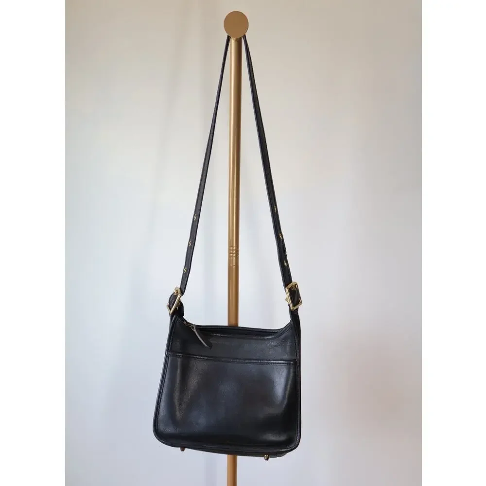 Coach Legacy Zip 9966 Vintage 1999 Black Leather Crossbody Shoulder Bag Gold